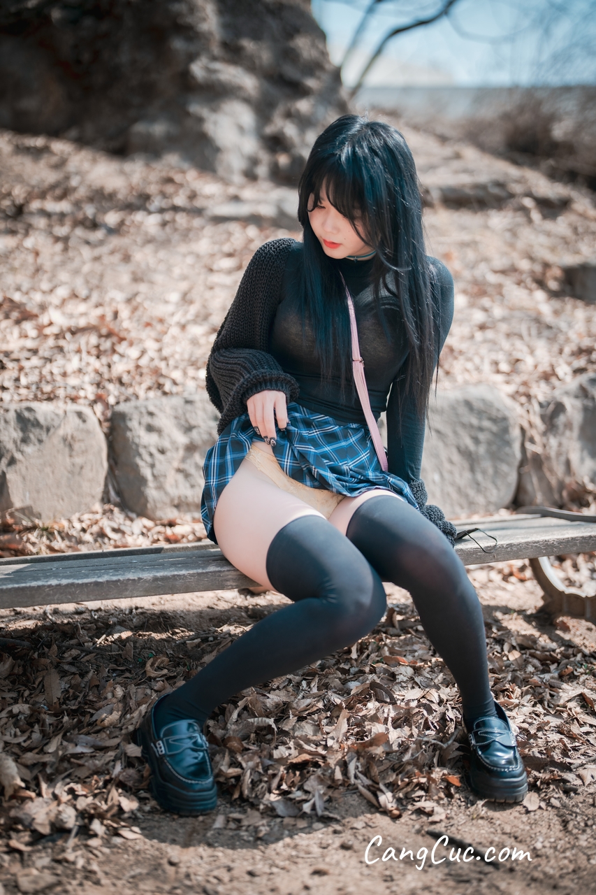 DJAWA Photo – Zia (지아): “Early Spring Walk in March”