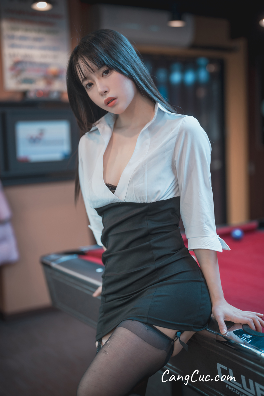 DJAWA Photo – ZziZzi: “Billiards Girl Office Look”