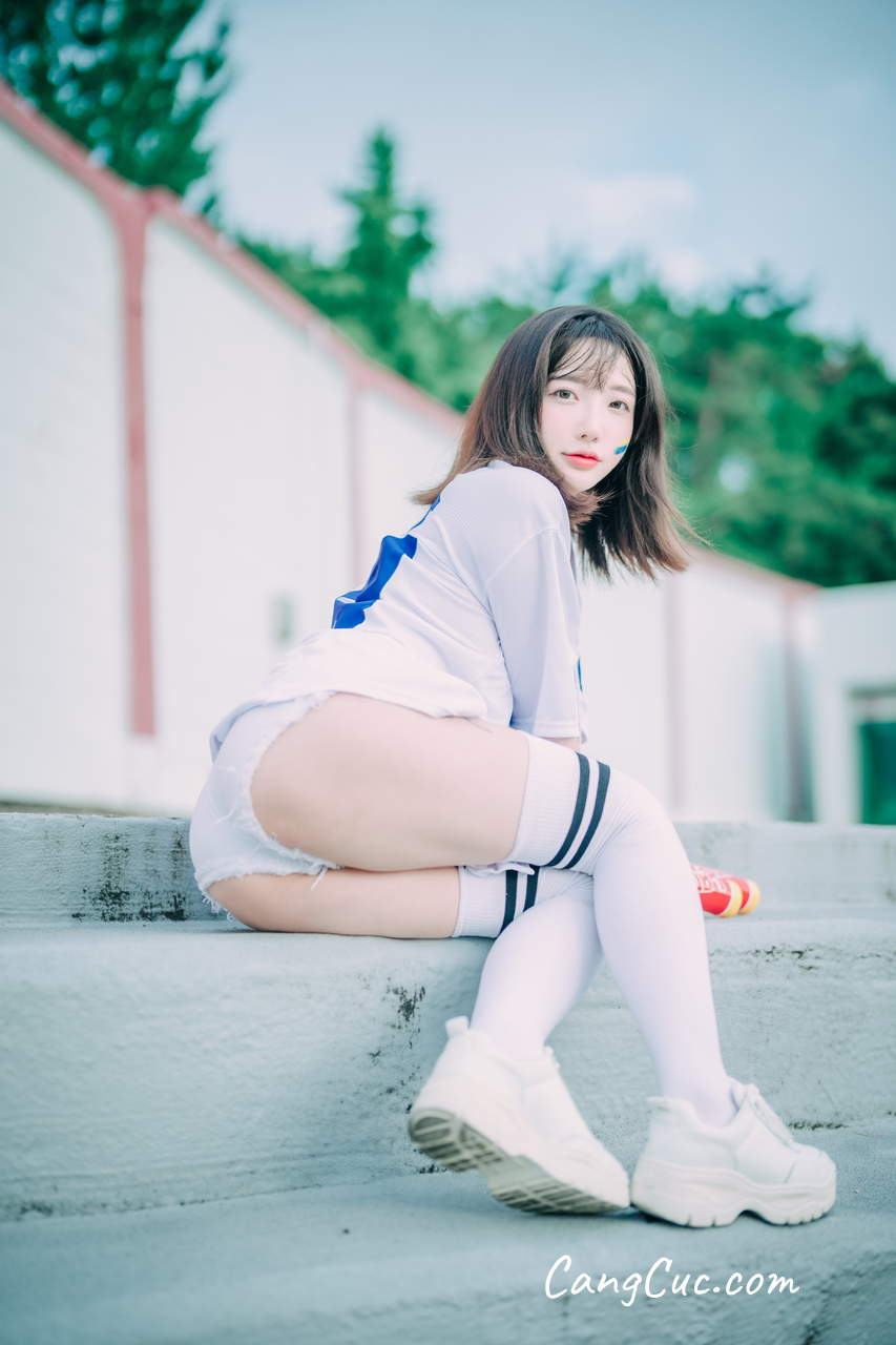 anh-dep-gai-xinh/djawa-photo-son-ye-eun-cheer-up-in-the-summer