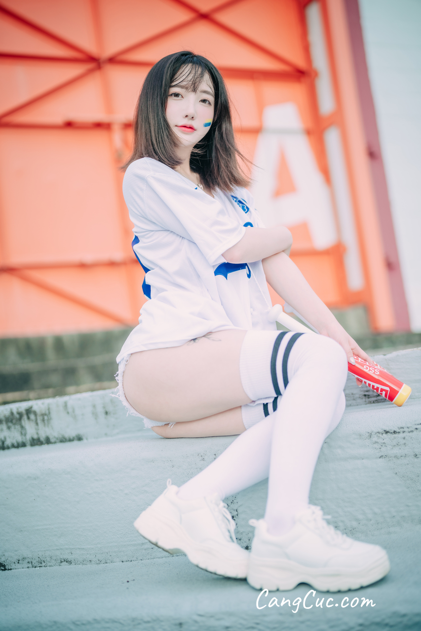 anh-dep-gai-xinh/djawa-photo-son-ye-eun-cheer-up-in-the-summer