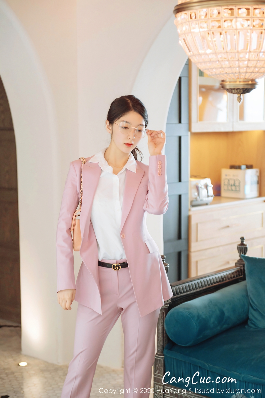 HuaYang Vol.255: Xiao Reba (Angela小热巴)
