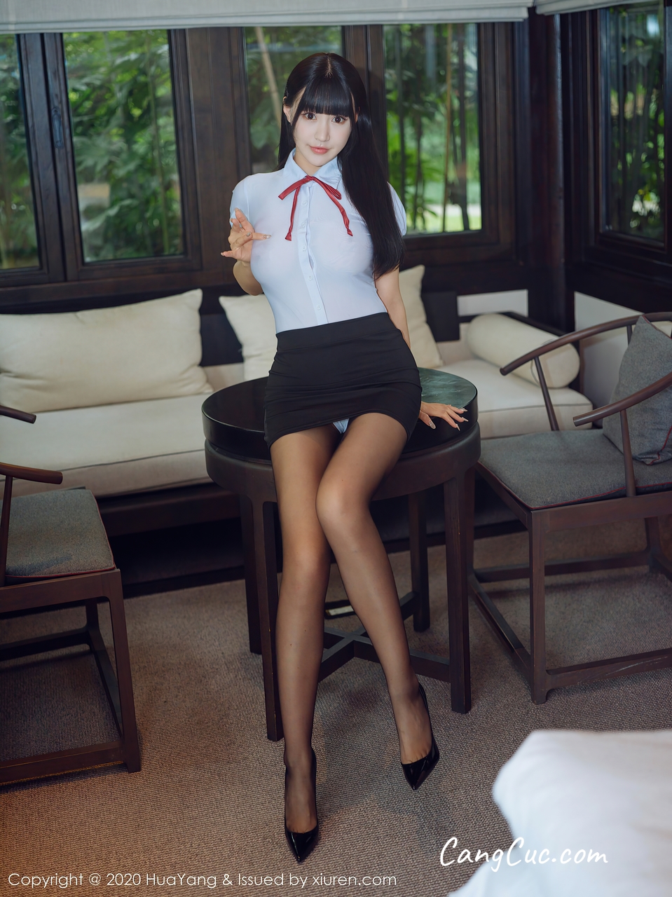 HuaYang Vol.318: Zhu Ke Er (朱可儿Flower)