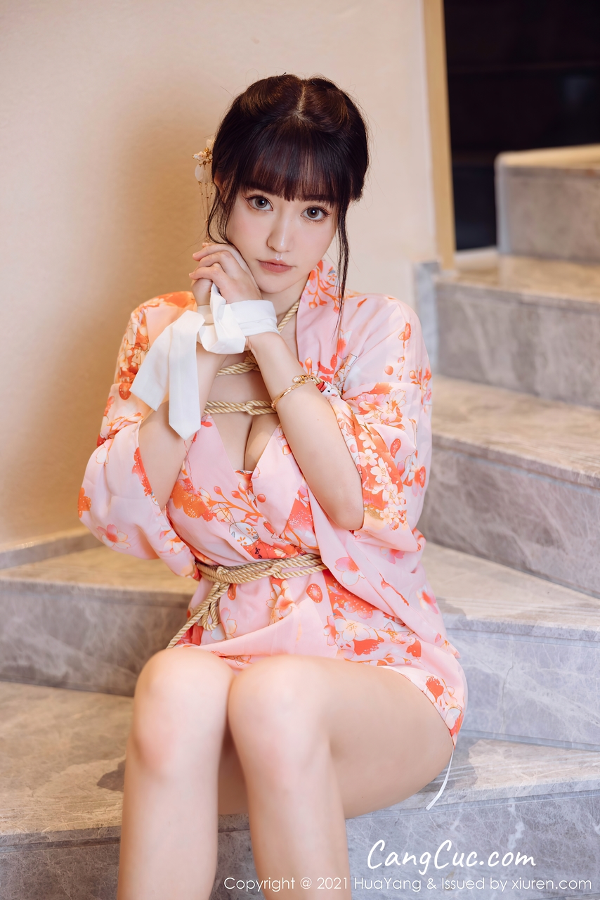 HuaYang Vol.463: Zhu Ke Er (朱可儿Flower)