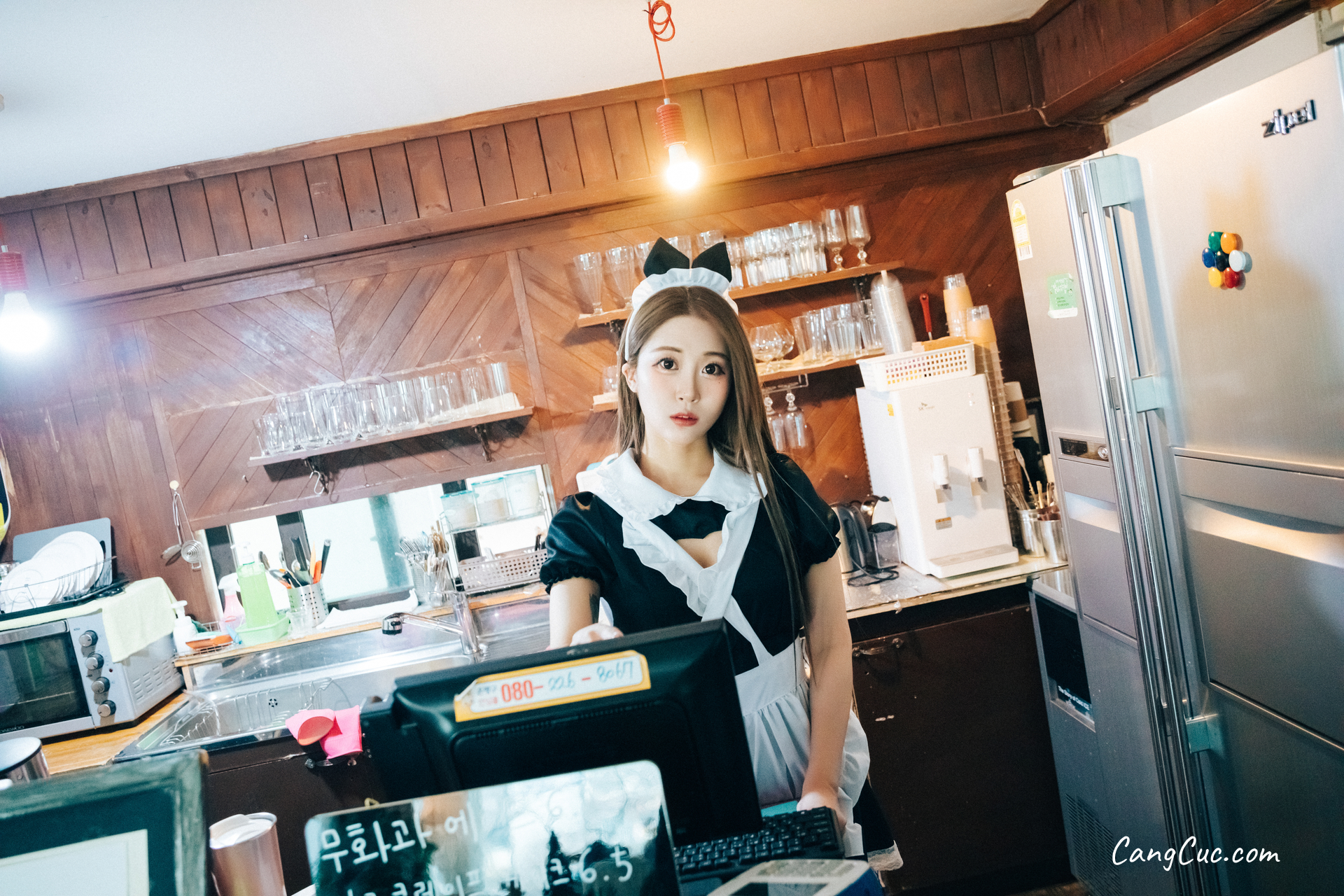 [Loozy] Bomi (보미): Maid Cafe (+S.Ver)