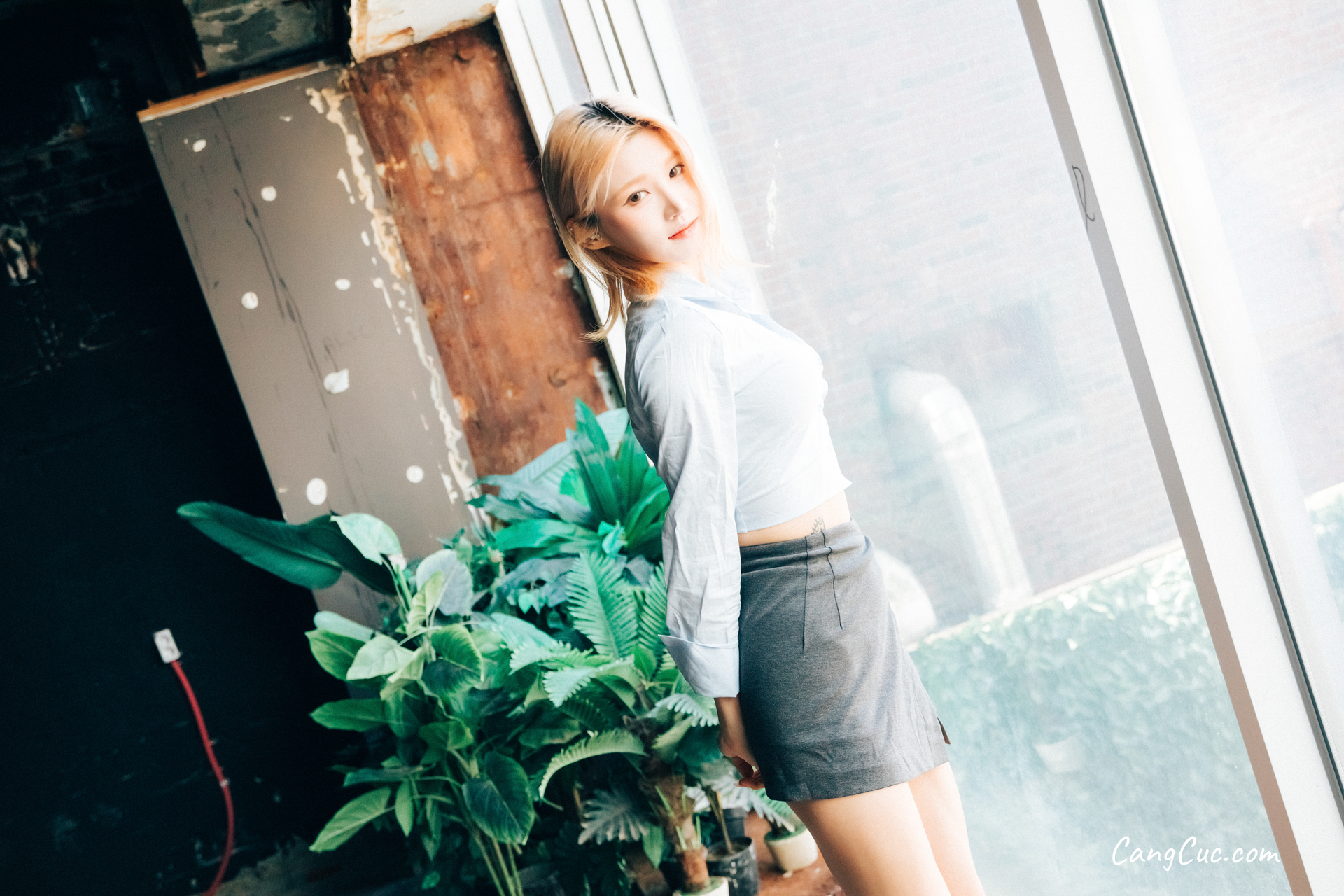 [Loozy] Taeri: Enslave (+S.Ver)