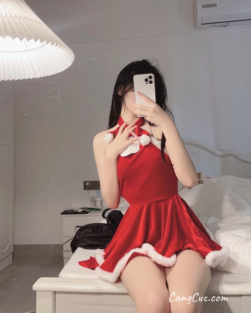momo – 清纯靓丽的外表下有一颗淫荡的心 学院学姐女神身材