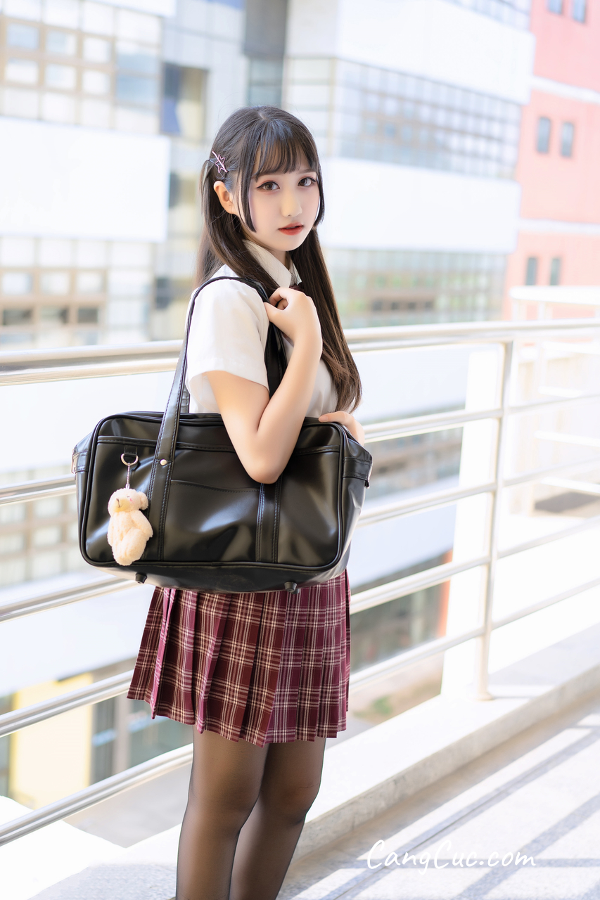 [MTCos] 喵糖映画 Vol.023: 长发JK萌妹