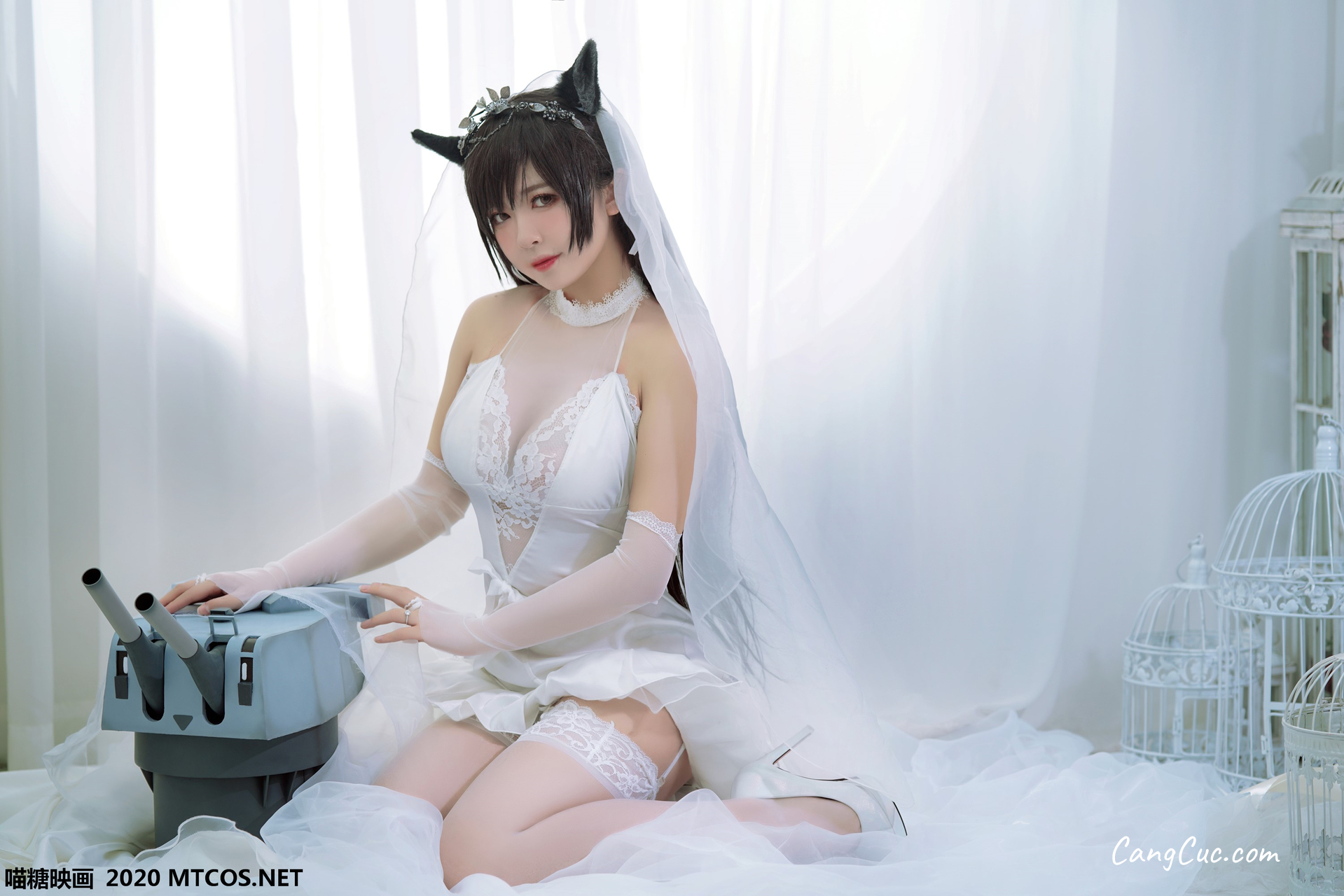 [MTCos] 喵糖映画 Vol.115: 半半子 婚纱爱宕