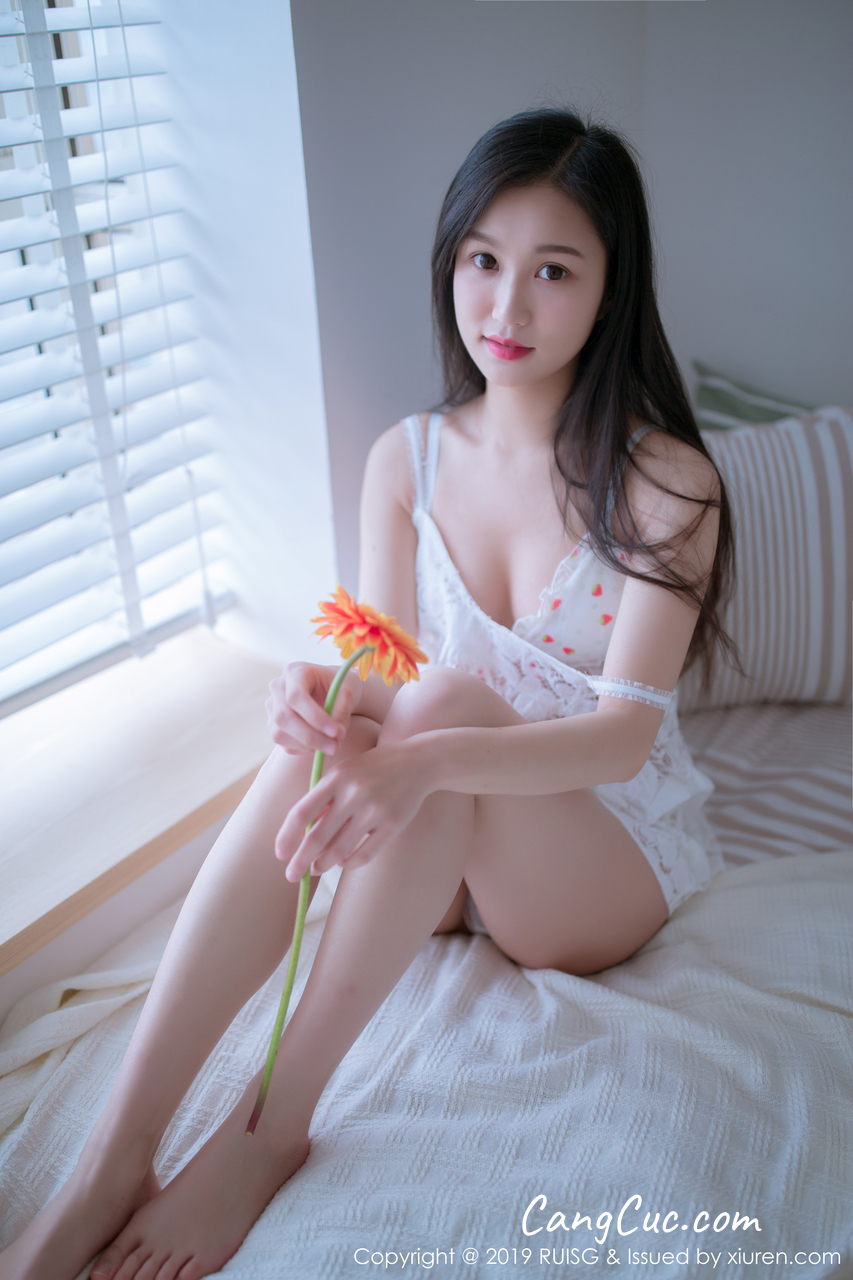 RuiSG Vol.068: 深紫Julie
