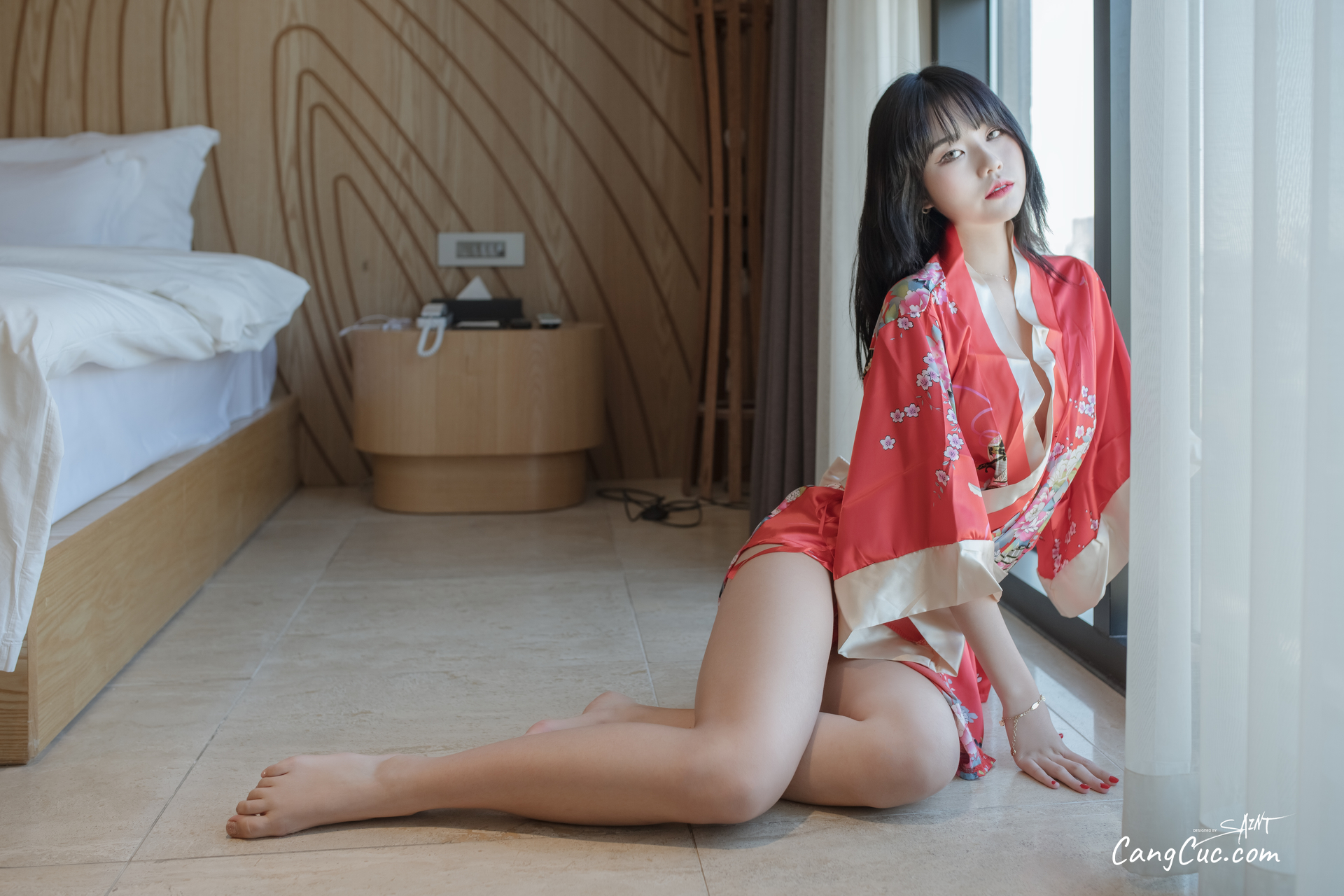 SAINT Photolife – Yuna (유나): No.8 – Come To Me