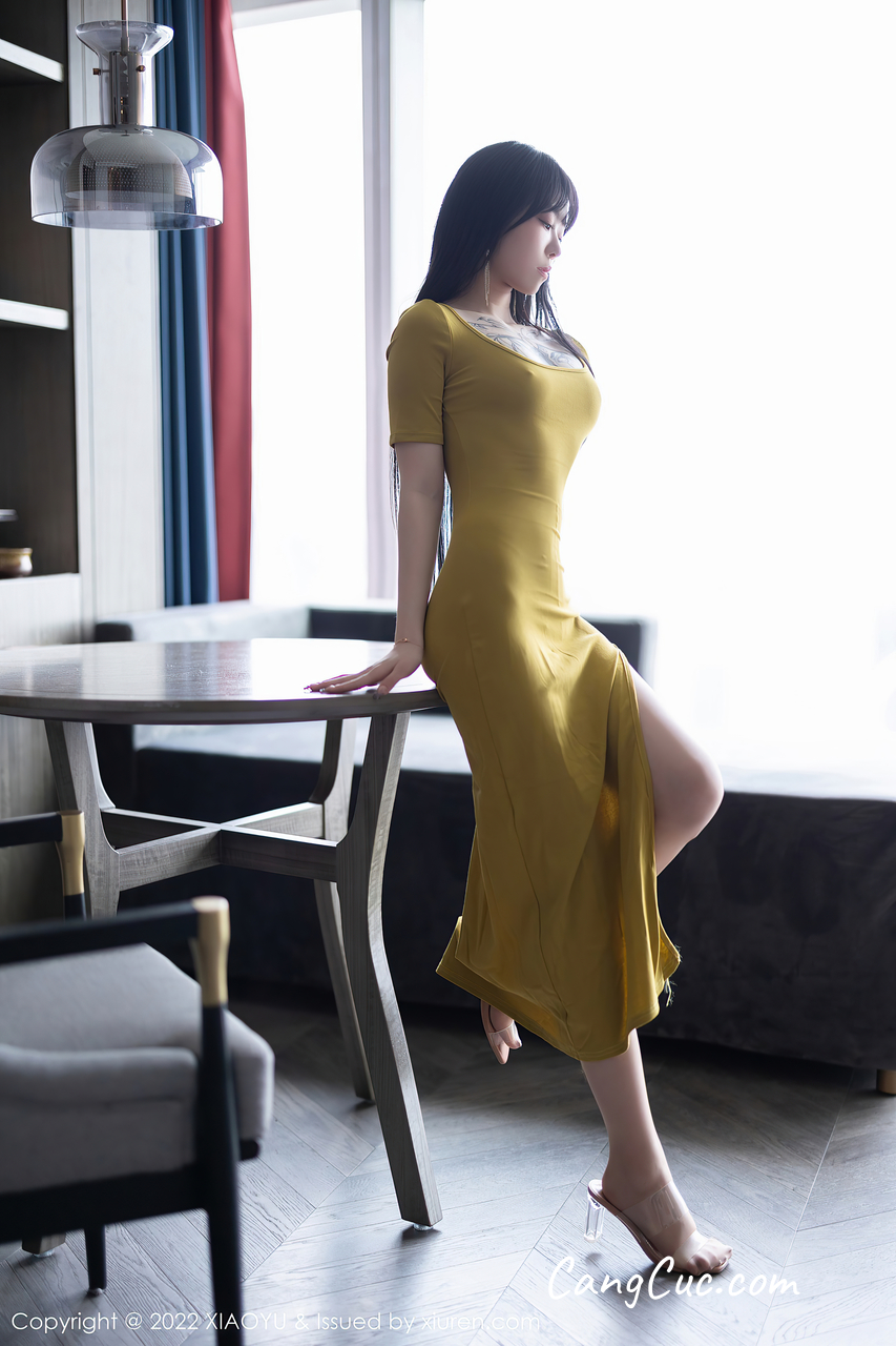 XiaoYu Vol.829: 奶瓶