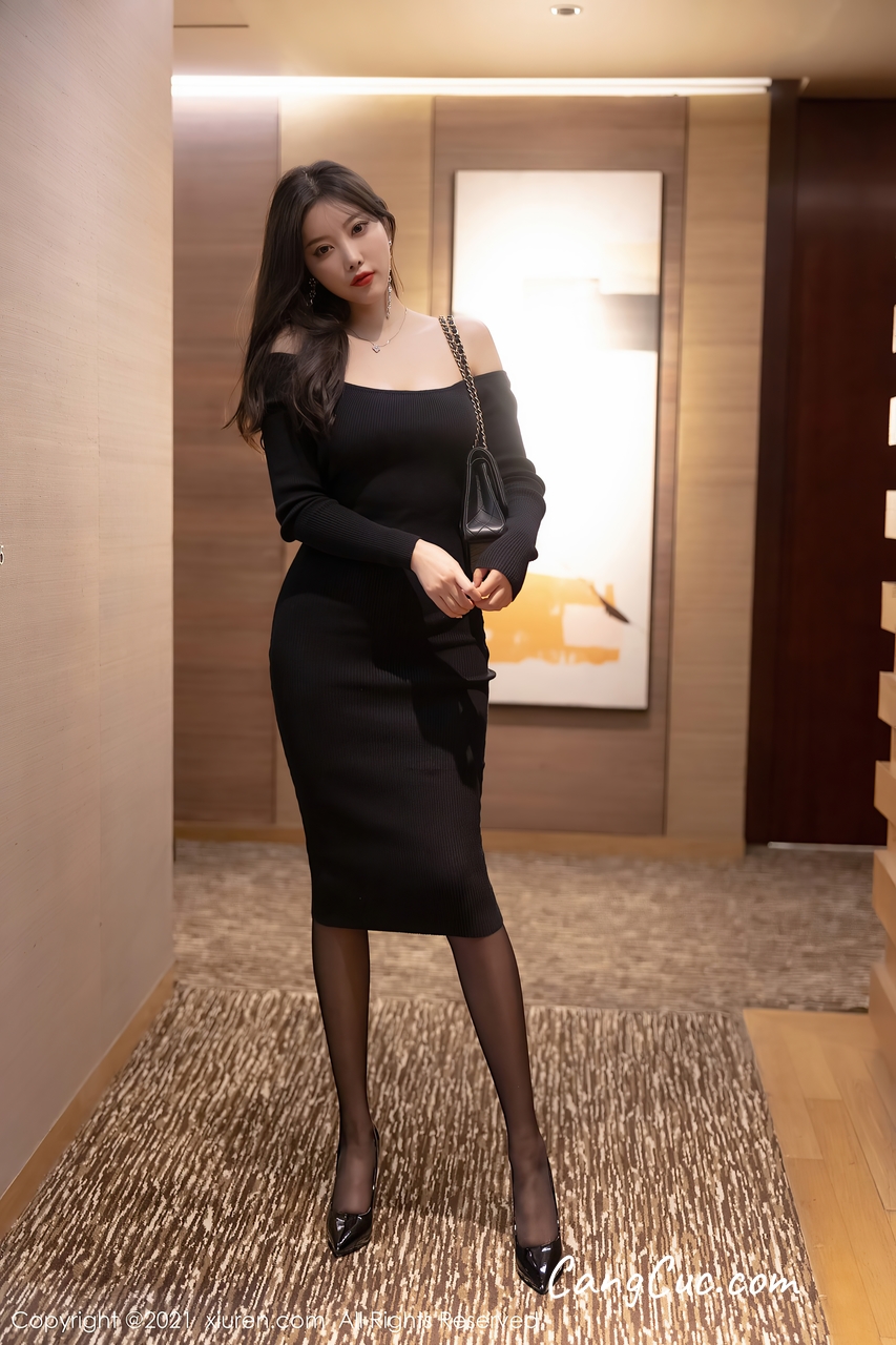 XIUREN No.3911: Yang Chen Chen (杨晨晨Yome)