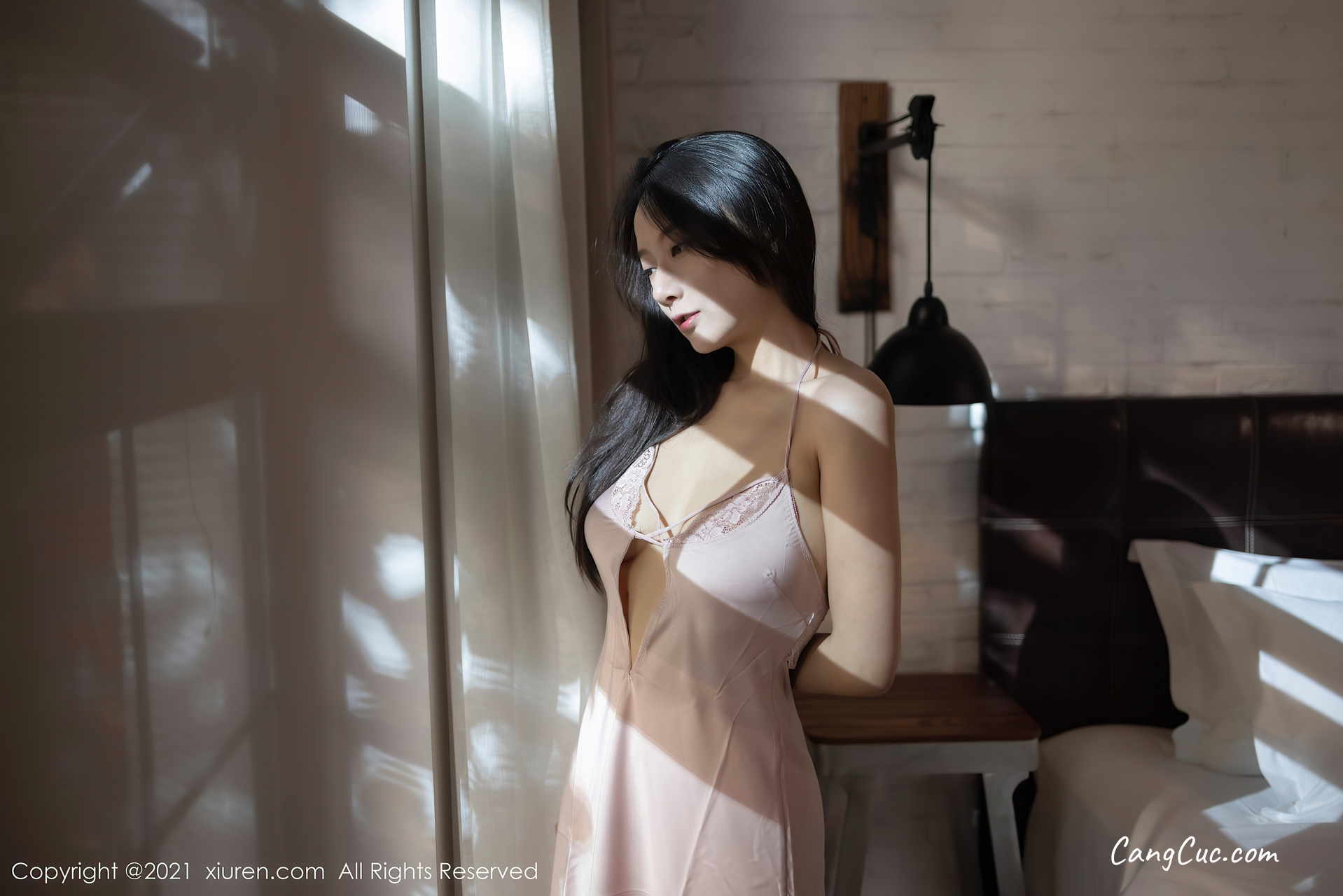XIUREN No.4006: He Jia Ying (何嘉颖)