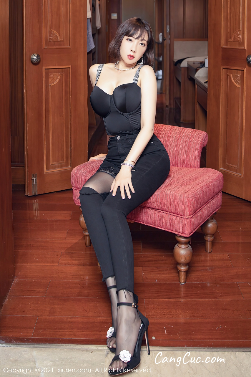 XIUREN No.4277: Victoria (果儿)