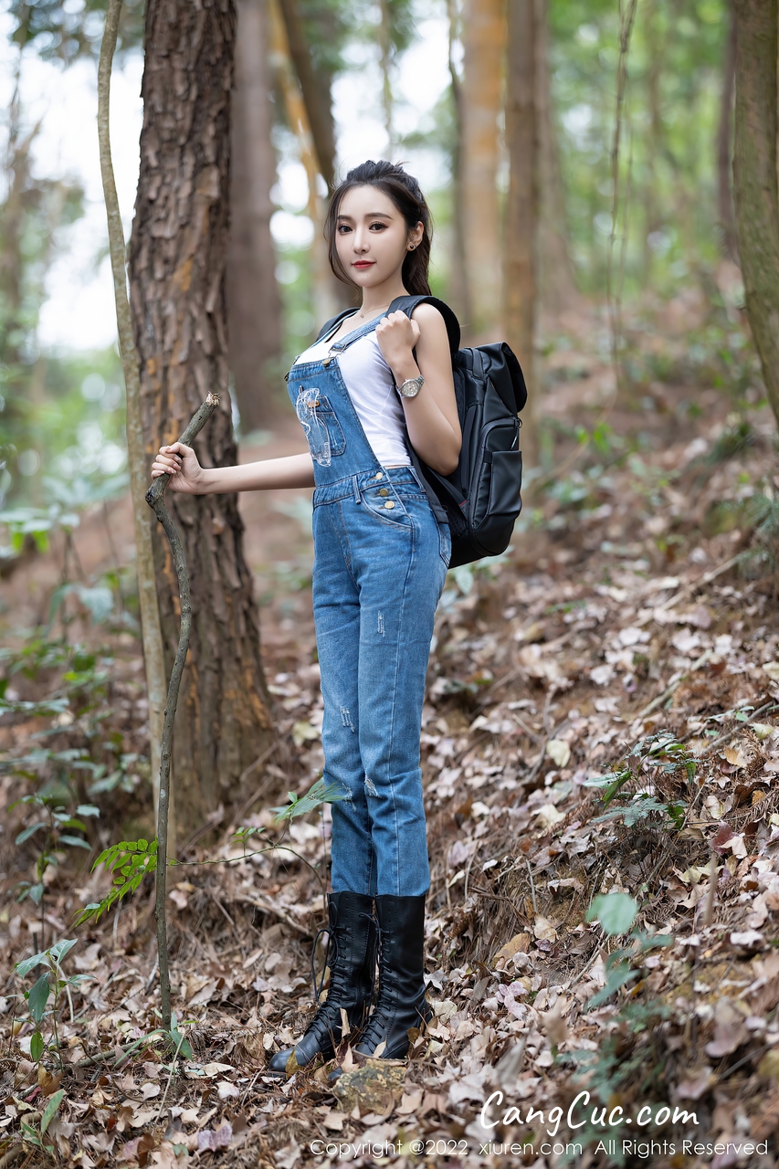 XIUREN No.4465: Yanni (王馨瑶)