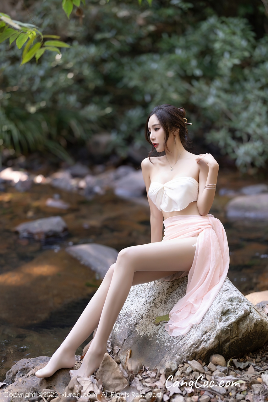XIUREN No.4511: Yanni (王馨瑶)