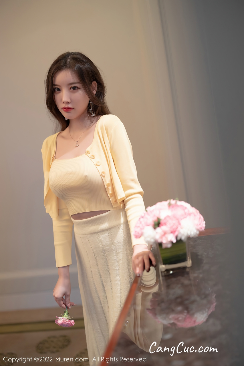 XIUREN No.4654: Yang Chen Chen (杨晨晨Yome)