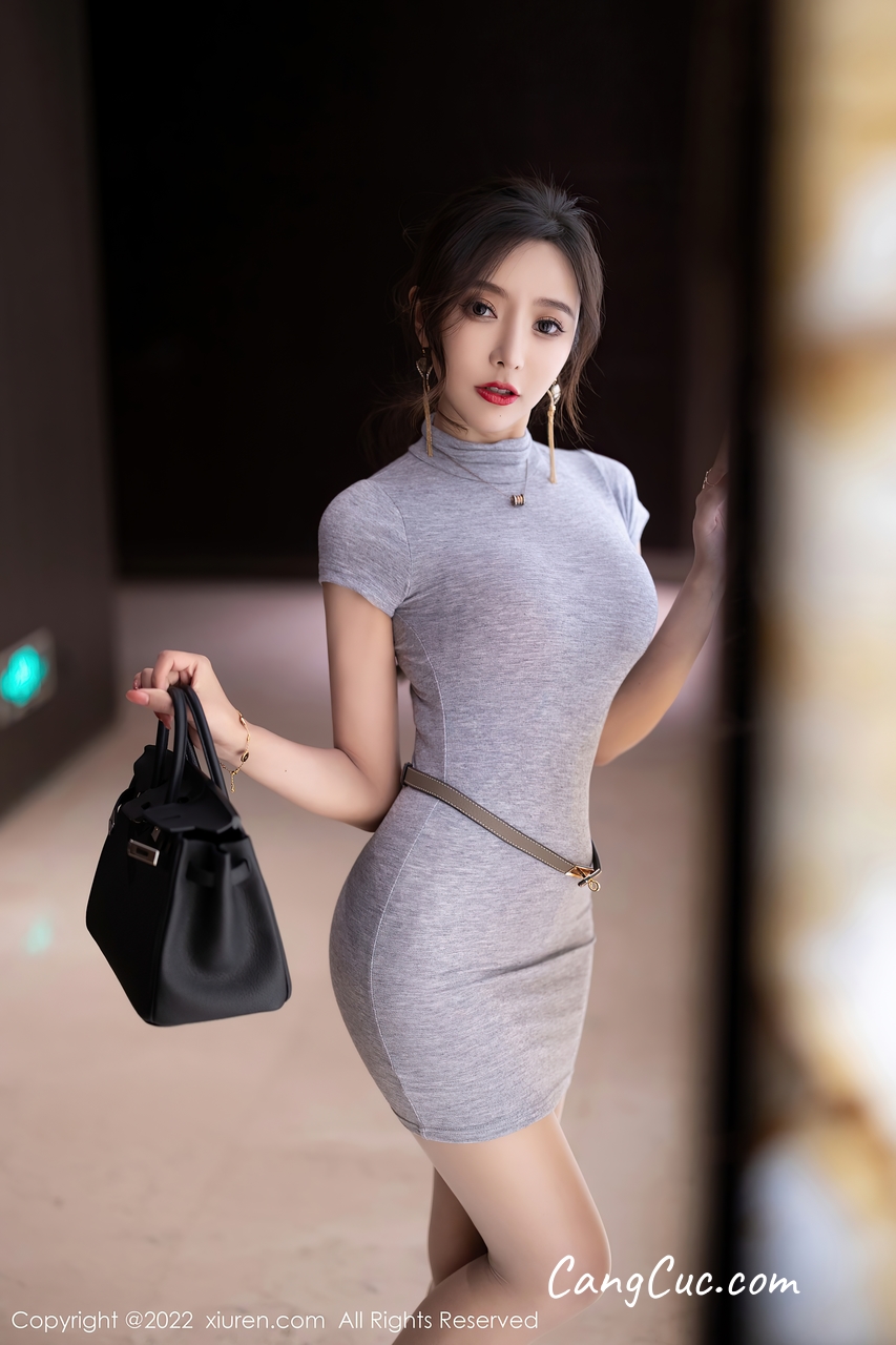 XIUREN No.4743: Yanni (王馨瑶)