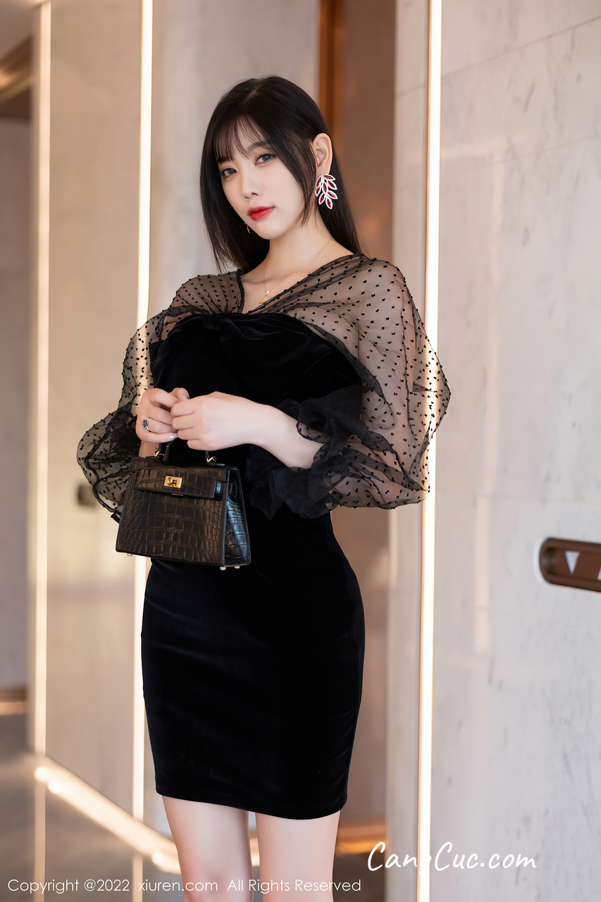 XIUREN No.5264: Yang Chen Chen (杨晨晨Yome)