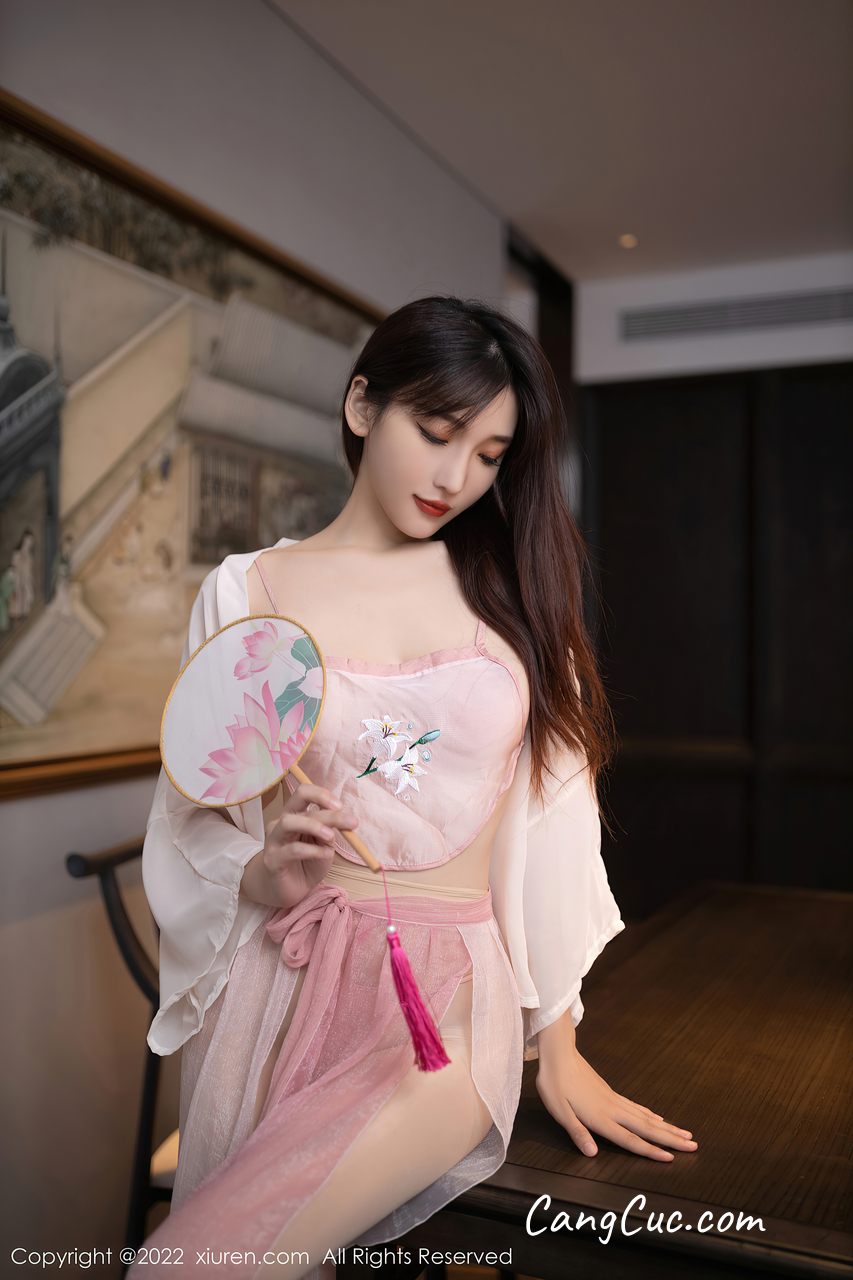 XIUREN No.5666: Lu Xuan Xuan (陆萱萱)