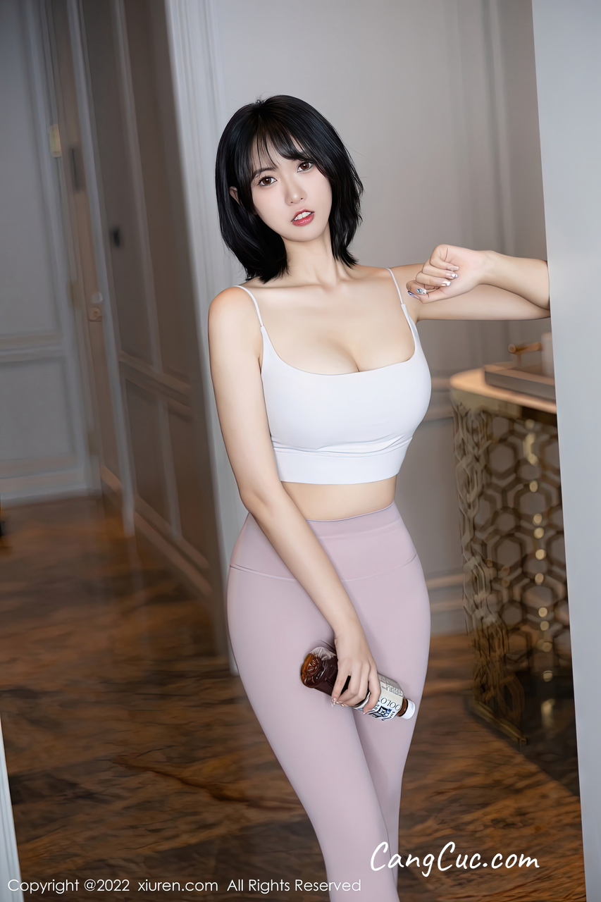 XIUREN No.5885: Lin Zi Yao (林子遥)